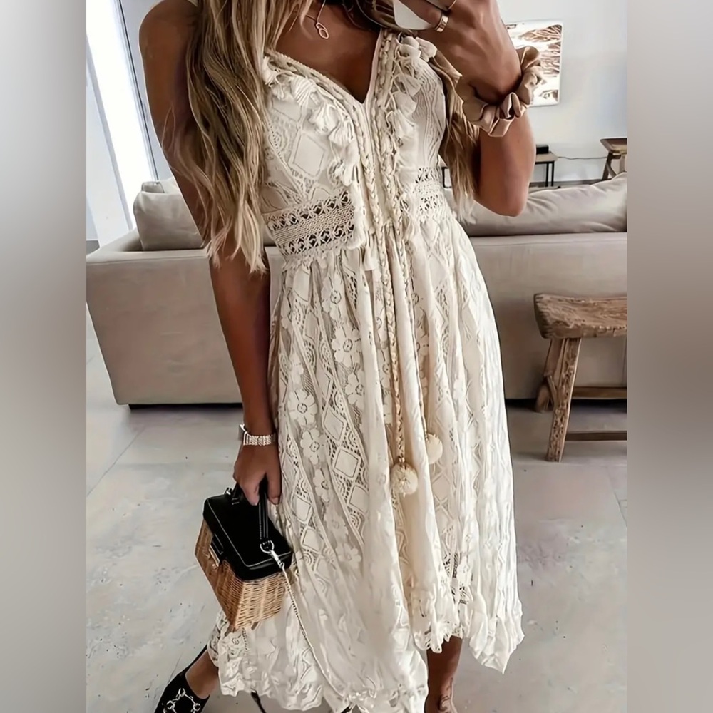Spaghetti Strap Elegant Dipped Hem Tassel Sleeveless Lace Cami Dress size 12